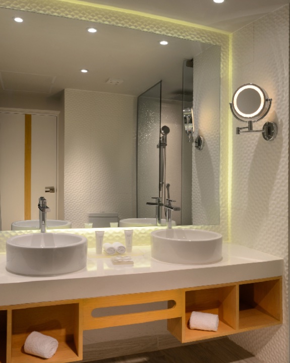 Bathroom Catalonia Riviera Maya -Premium Deluxe Bathroom